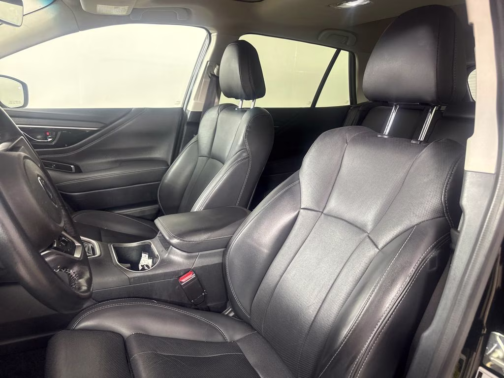2020 Crystal Black Silica Subaru Outback Limited AWD SUV