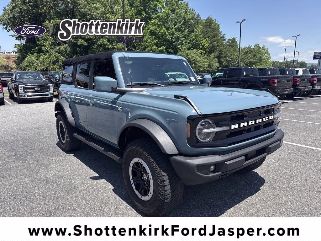 2022 Ford Bronco Outer Banks Advanced 4x4's photo