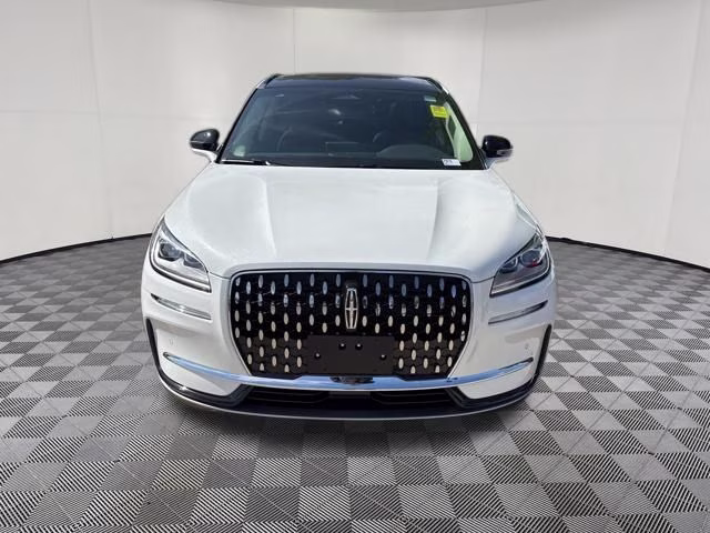 2025 Pristine White Metallic Tri-Coat Lincoln Corsair Reserve AWD SUV