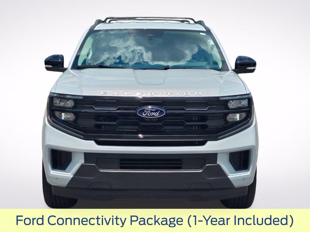 2026 Space Silver Metallic Ford Expedition Max Active RWD SUV