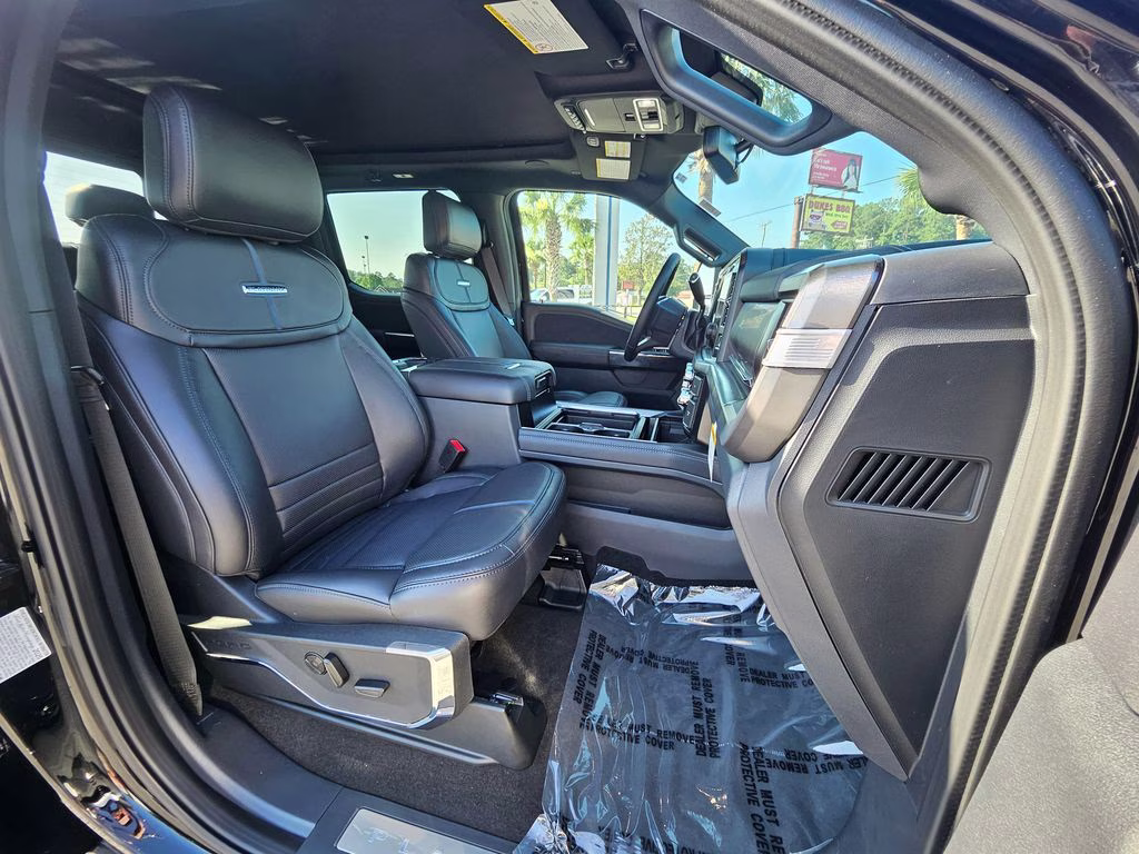 2026 Agate Black Metallic Ford Super Duty F-450 DRW Platinum 4X4 Truck