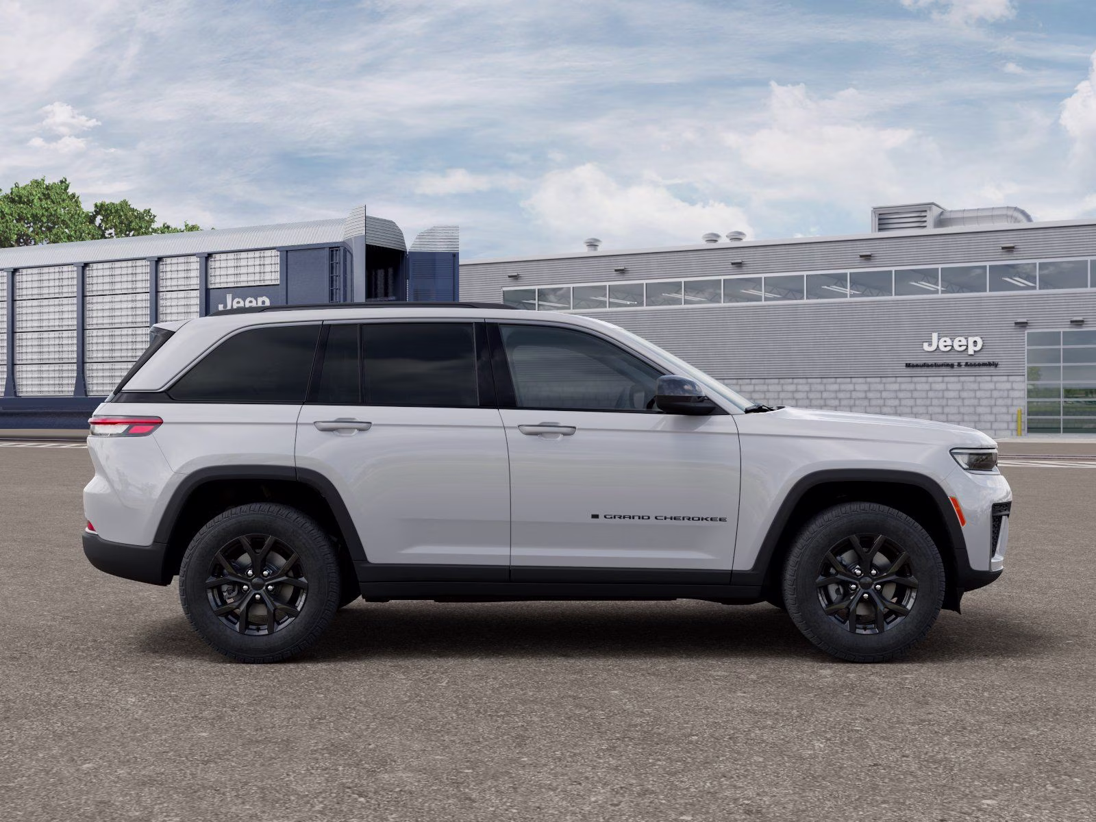 2026 Bright White Clearcoat Jeep Grand Cherokee Laredo Altitude 4X4 SUV