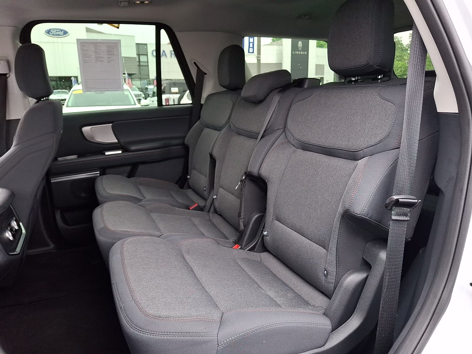 2025 Space Silver Metallic - A3 Ford Expedition Active 4X4