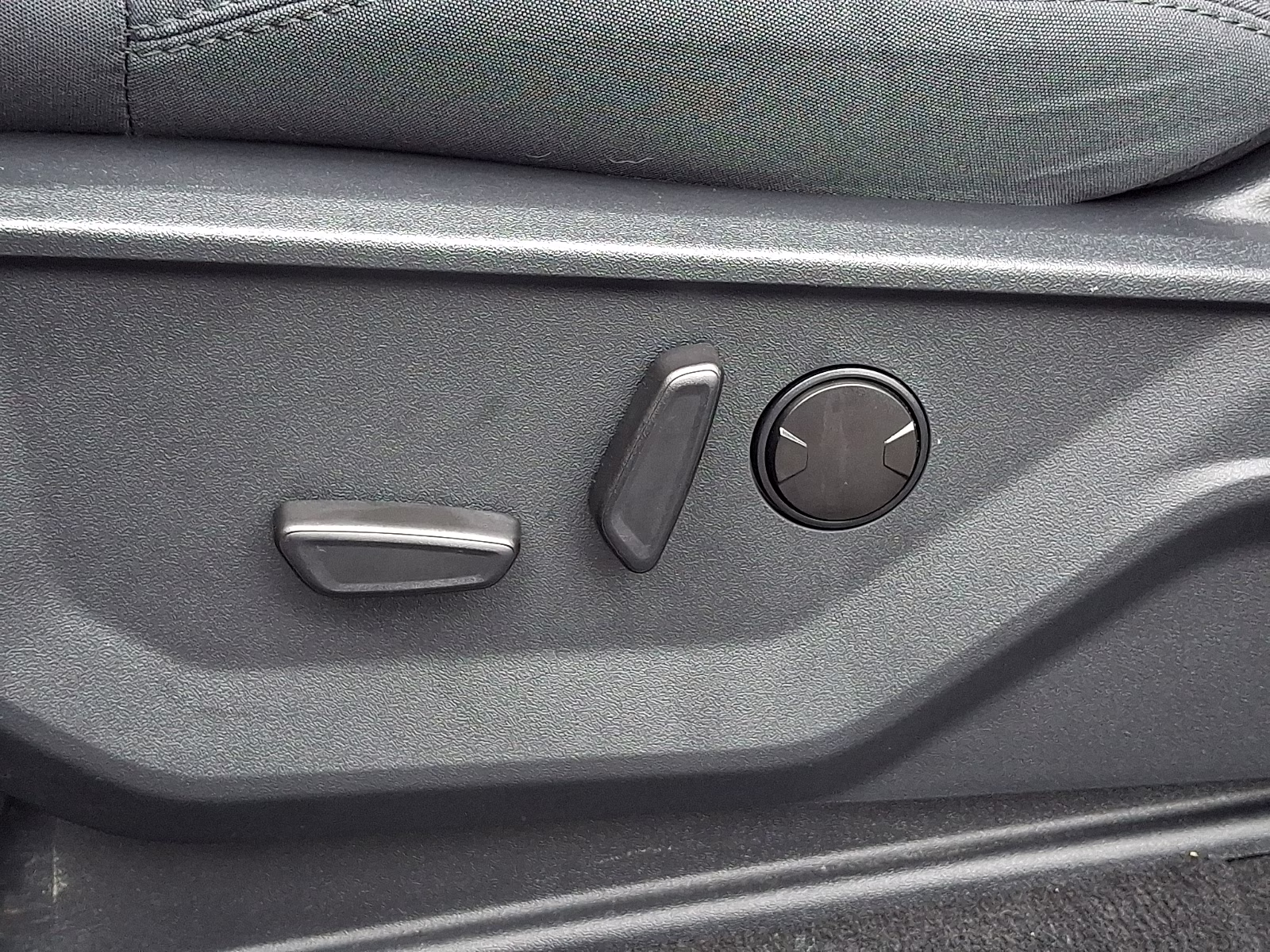 2025 Space Silver Metallic - A3 Ford Expedition Active 4X4