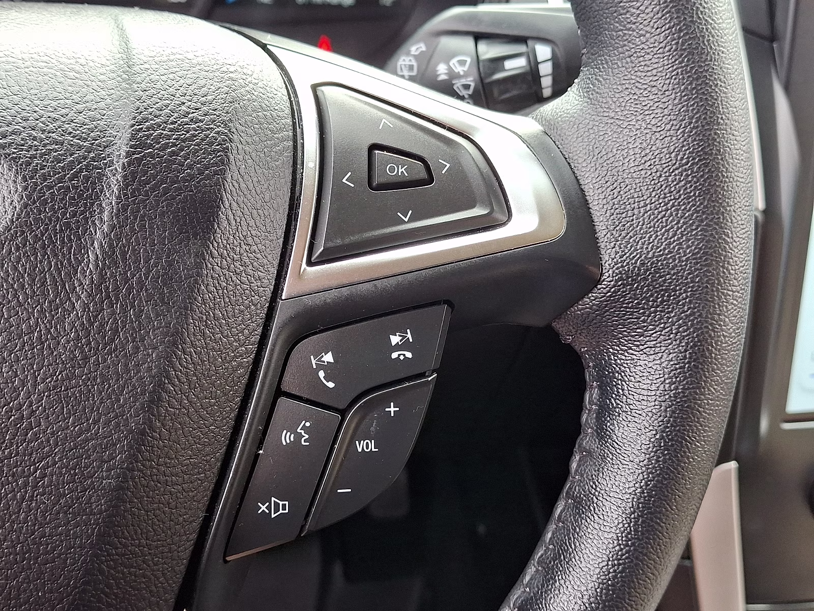 2024 Burgundy Velvet Metallic Tinted Clearcoat - R3 Ford Edge SEL AWD