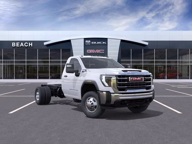 2026 Summit White GMC Sierra 3500 HD Chassis Cab Pro 4X4 Truck