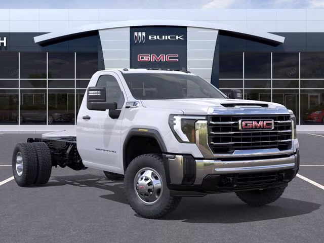 2026 Summit White GMC Sierra 3500 HD Chassis Cab Pro 4X4 Truck