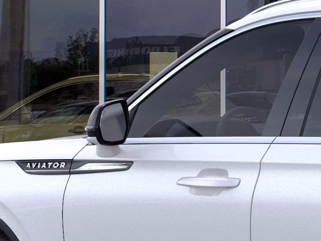 2026 Pristine White Metallic Tri-Coat Lincoln Aviator Premiere RWD SUV