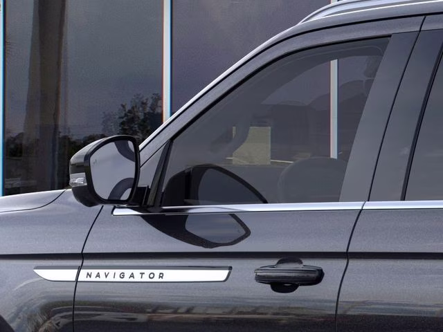 2026 Black Metallic Lincoln Navigator Reserve 4X4 SUV