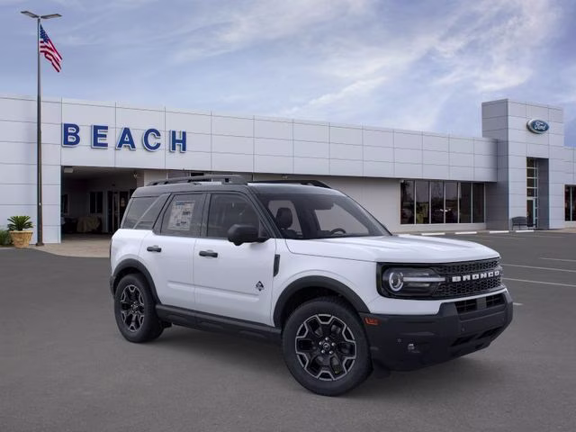 2026 Space White Metallic Ford Bronco Sport Outer Banks 4X4 SUV