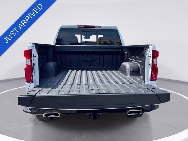 2026 Summit White Chevrolet Silverado 1500 LT Trail Boss 4X4 Truck