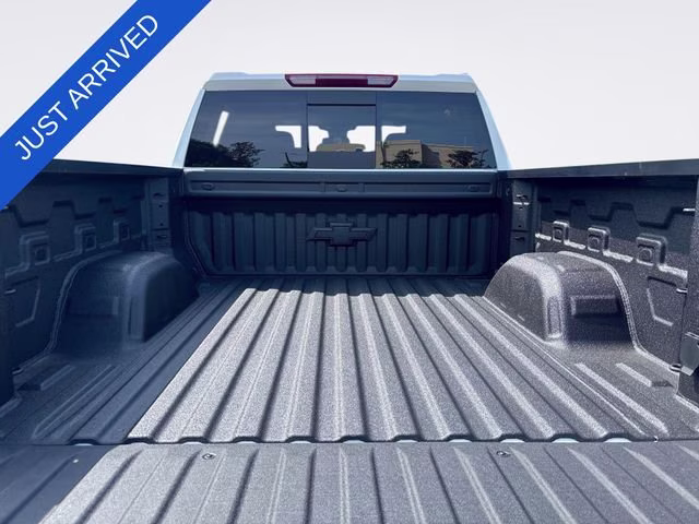 2026 Summit White Chevrolet Silverado 1500 LT Trail Boss 4X4 Truck