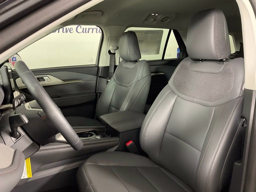 2026 Gray Metallic Ford Explorer Active RWD SUV