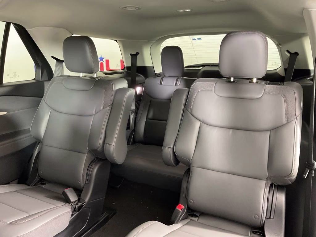 2026 Gray Metallic Ford Explorer Active RWD SUV