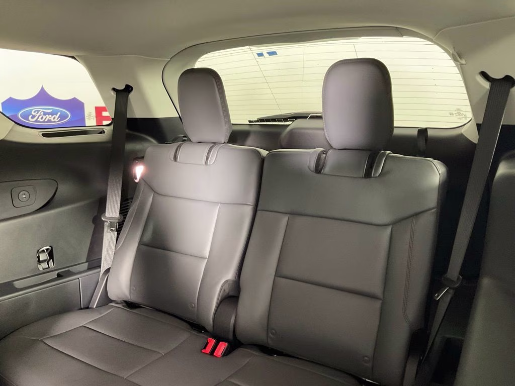 2026 Gray Metallic Ford Explorer Active RWD SUV