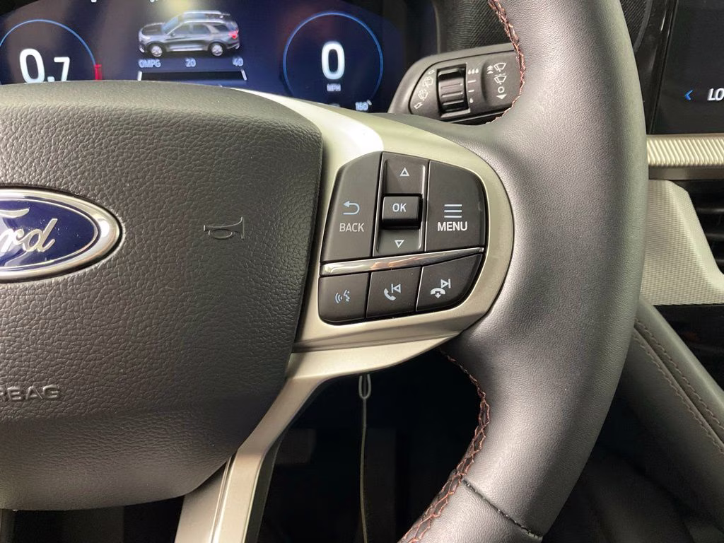 2026 Gray Metallic Ford Explorer Active RWD SUV