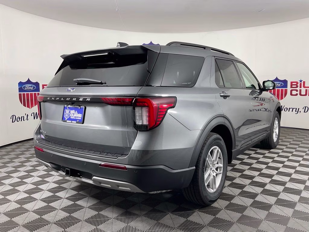2026 Gray Metallic Ford Explorer Active RWD SUV