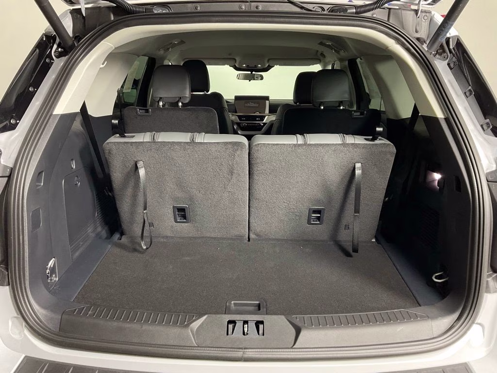 2026 White Ford Explorer Active RWD SUV