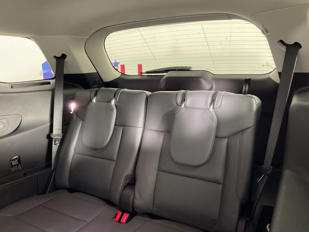 2026 White Ford Explorer Active RWD SUV