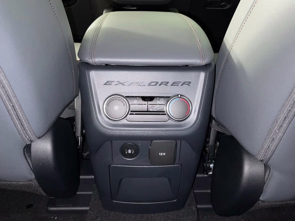 2026 White Ford Explorer Active RWD SUV