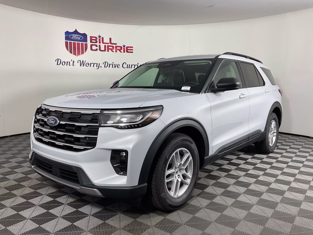 2026 White Ford Explorer Active RWD SUV