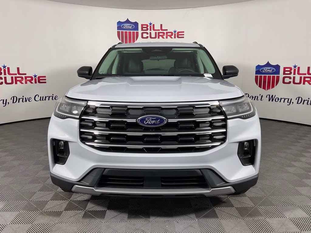 2026 White Ford Explorer Active RWD SUV