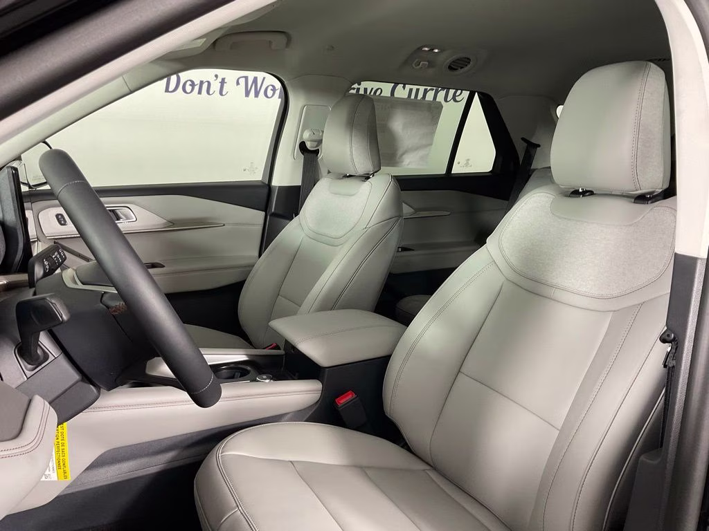 2026 Black Metallic Ford Explorer Active RWD SUV