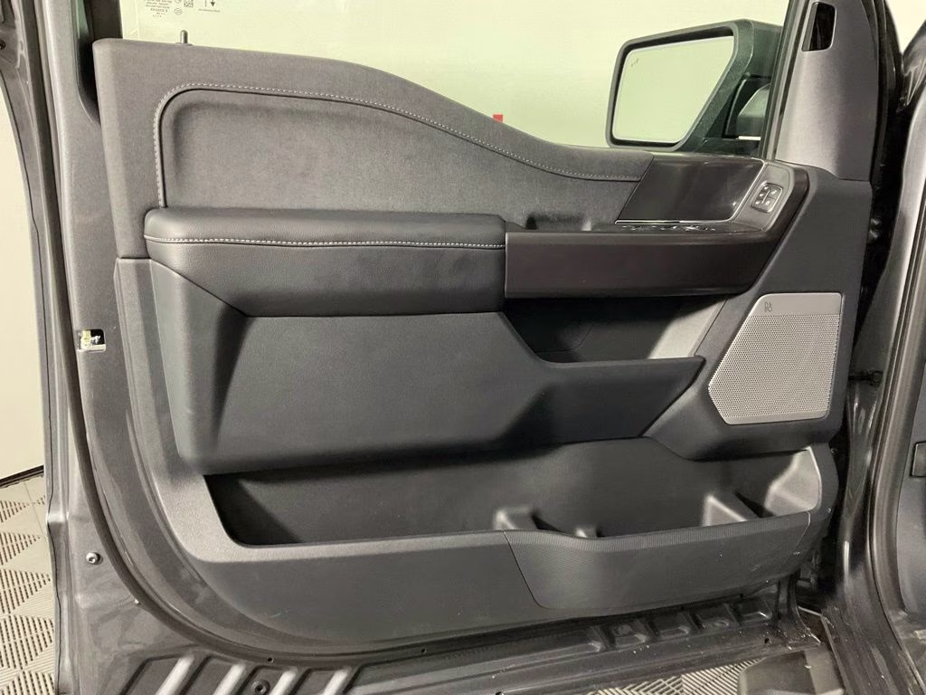 2026 Gray Metallic Ford F-150 Lariat 4X4 Truck