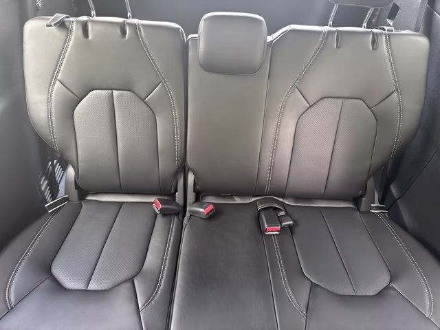 2027 Bright White Clearcoat Chrysler Pacifica Select FWD Van