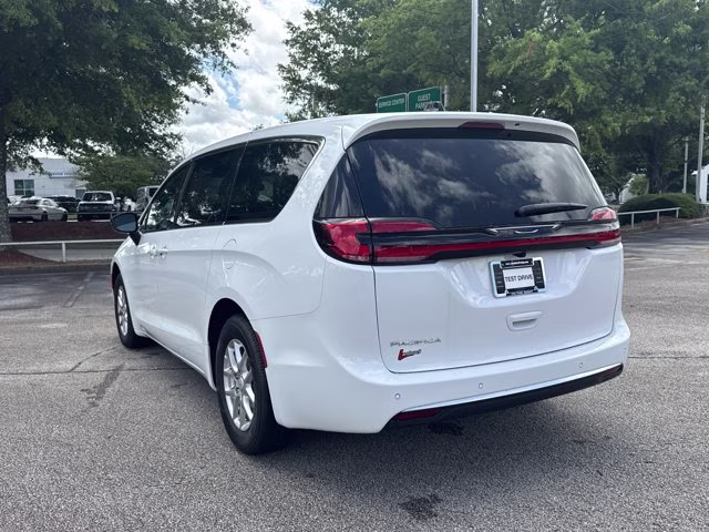 2027 Bright White Clearcoat Chrysler Pacifica Select FWD Van