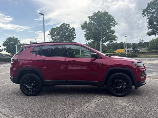 2026 Red Hot Pearlcoat Jeep Compass Latitude Altitude 4X4 SUV