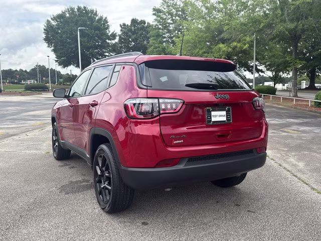 2026 Red Hot Pearlcoat Jeep Compass Latitude Altitude 4X4 SUV