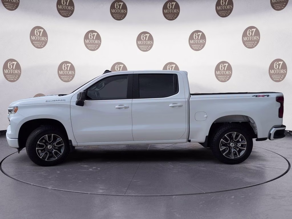 2025 Summit White Chevrolet Silverado 1500 RST 4X4 Truck