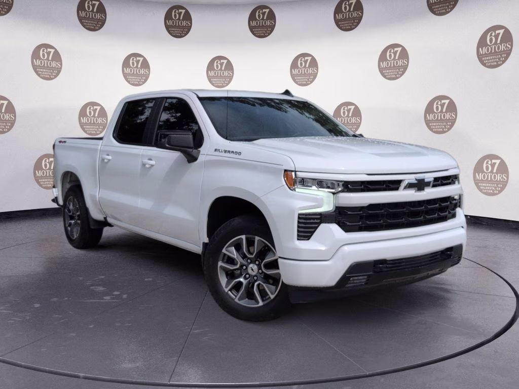 2025 Summit White Chevrolet Silverado 1500 RST 4X4 Truck