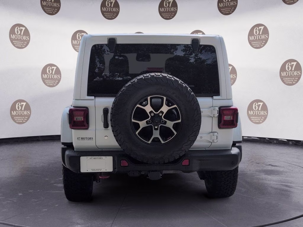 2019 Bright White Clearcoat Jeep Wrangler Unlimited Rubicon 4X4 SUV