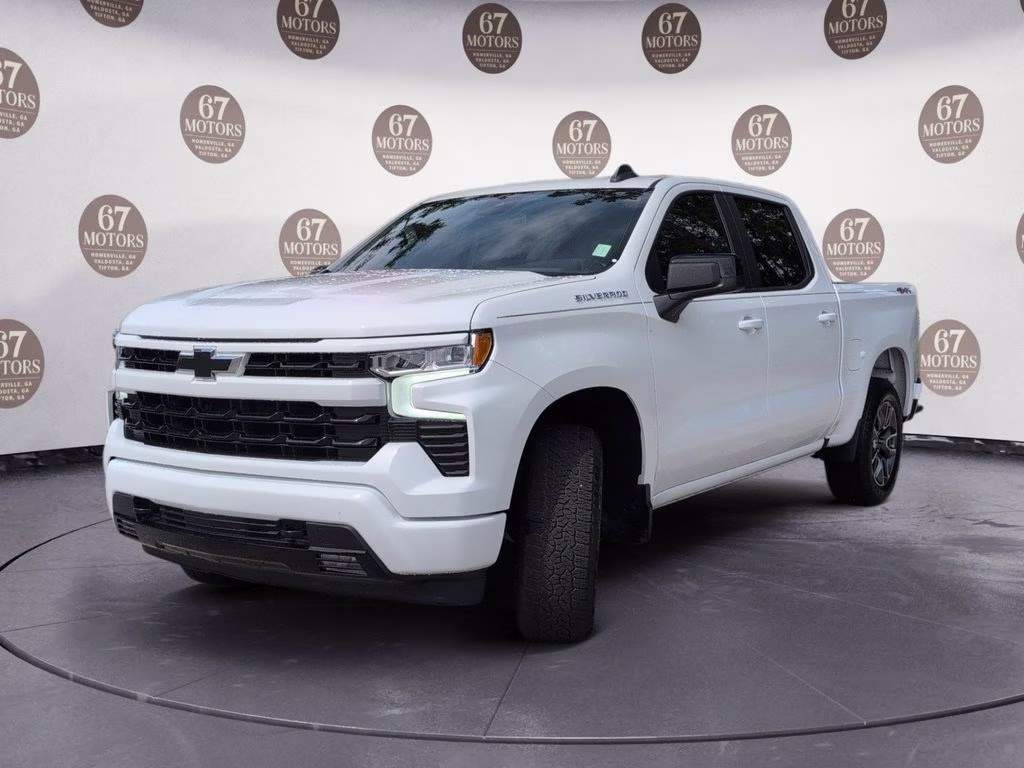 2025 Summit White Chevrolet Silverado 1500 RST 4X4 Truck