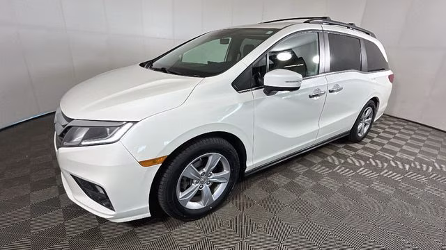 2018 White Diamond Pearl Honda Odyssey EX-L FWD Van