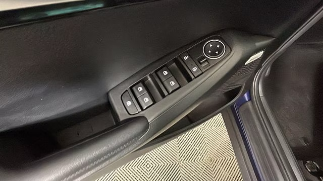 2021 Dark Ocean Blue/Black Roof Kia Seltos SX AWD SUV