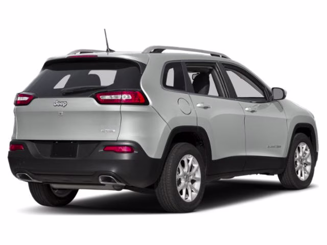 2015 Bright White Clearcoat Jeep Cherokee Latitude FWD SUV