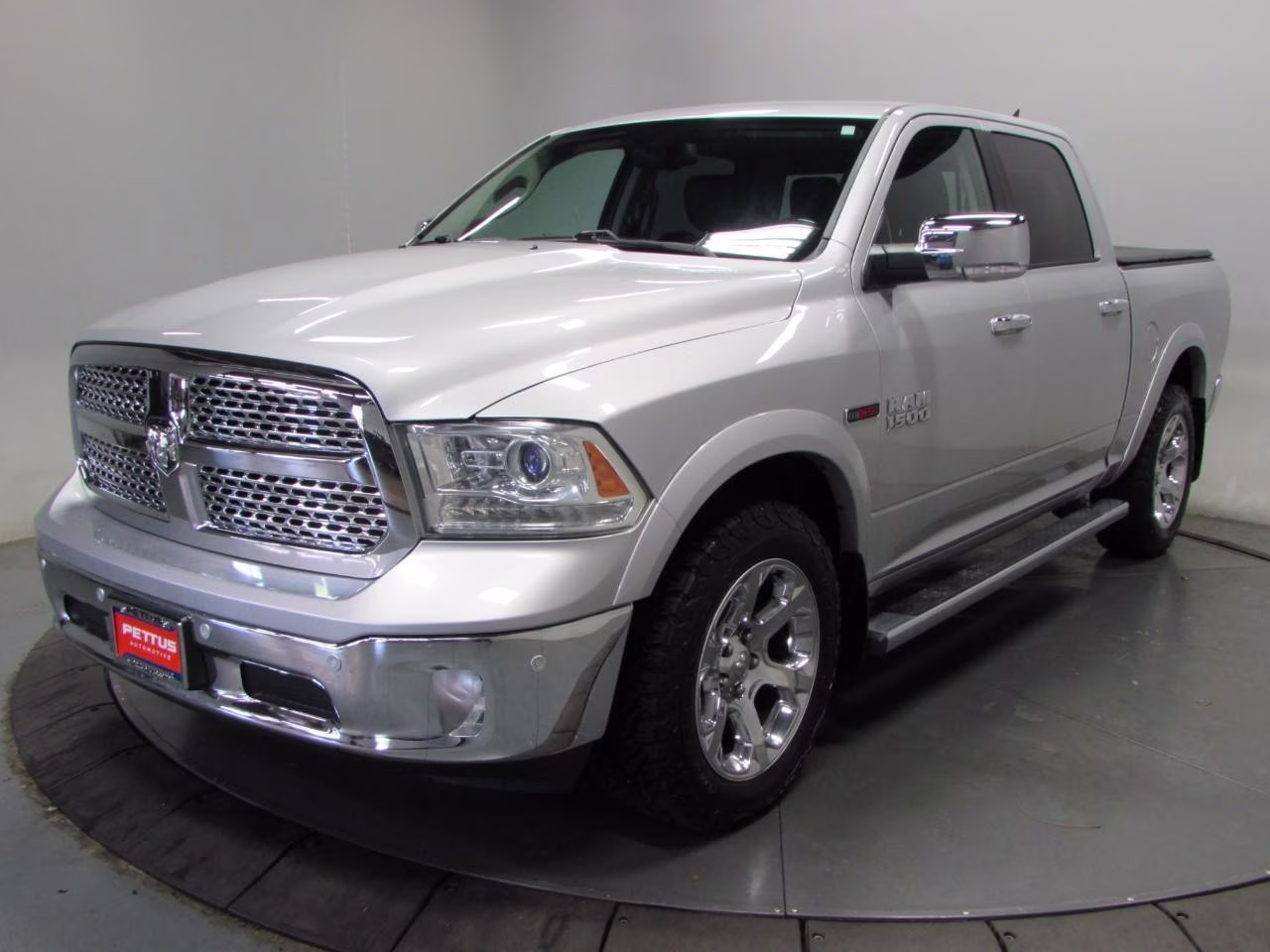 2016 Bright Silver Metallic Clearcoat Ram 1500 Laramie 4X4 Truck