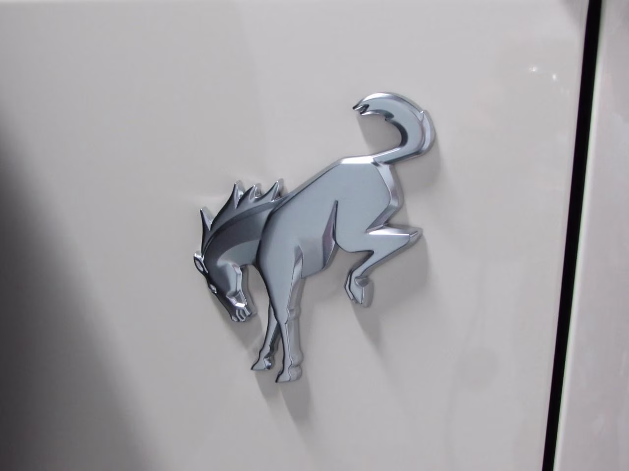 2026 Wimbledon White Ford Bronco Outer Banks 4X4 SUV