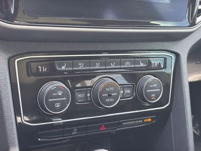 2021 Platinum Gray Metallic Volkswagen Atlas SEL FWD SUV