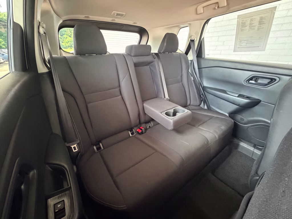 2024 Glacier White Nissan Rogue S AWD SUV