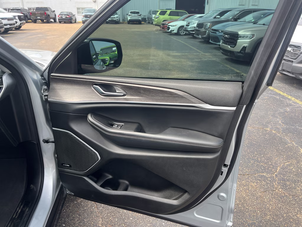 2023 Silver Zynith Jeep Grand Cherokee 4xe 4xe 4X4 SUV