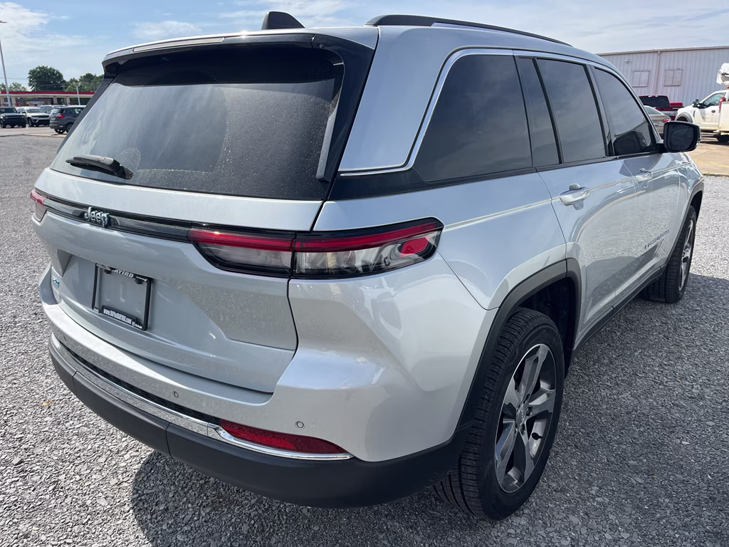 2023 Silver Zynith Jeep Grand Cherokee 4xe 4xe 4X4 SUV