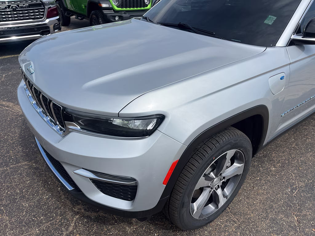 2023 Silver Zynith Jeep Grand Cherokee 4xe 4xe 4X4 SUV
