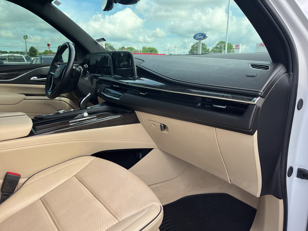 2024 Crystal White Tricoat Cadillac Escalade 4WD Premium Luxury 4X4 SUV
