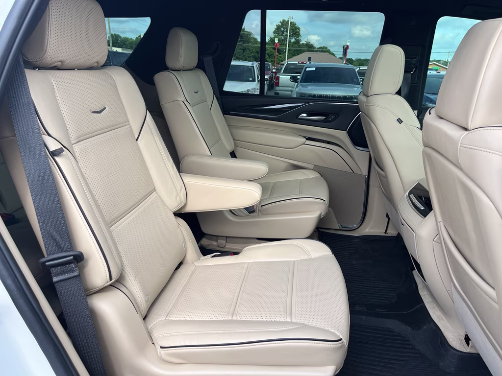 2024 Crystal White Tricoat Cadillac Escalade 4WD Premium Luxury 4X4 SUV