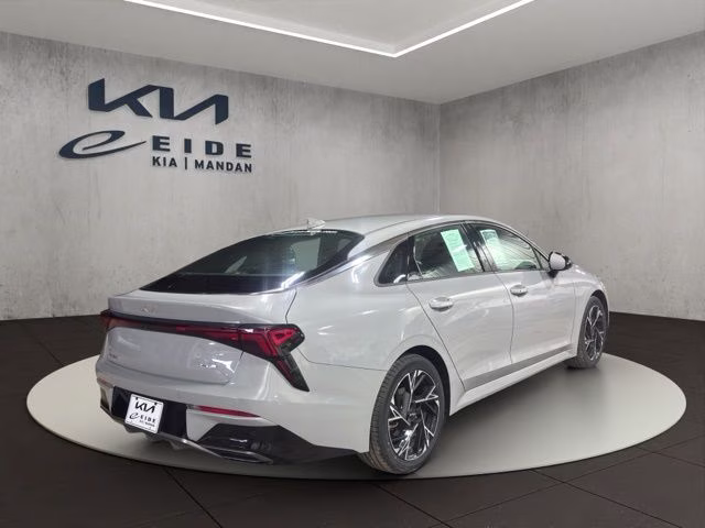 2025 Wolf Gray Kia K5 GT-Line AWD Sedan