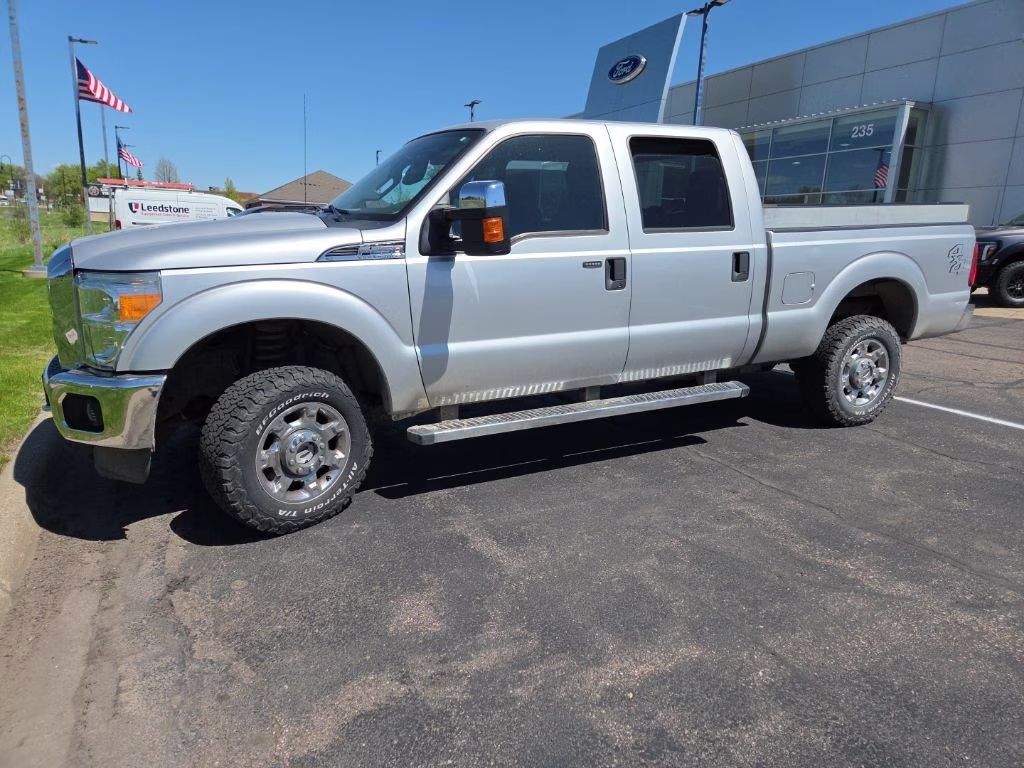 2014 Ford F-250 XLT 4x4 Crew Cab 156 in's photo
